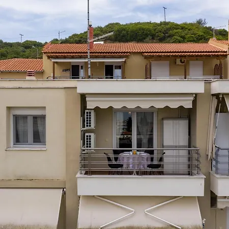Apartment Summer Breeze