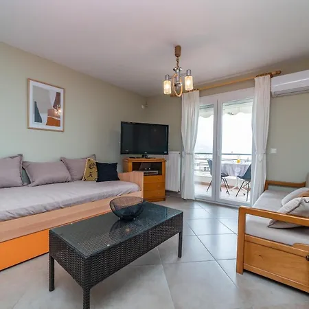 Summer Breeze Apartment Nea Iraklitsa